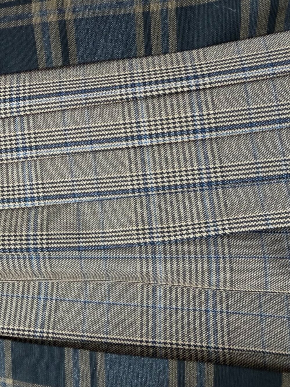 Sandro NWOT check pattern pleated mini skirt 36 - Picture 8 of 8